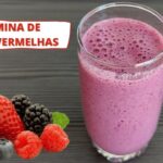 Vitamina de frutas vermelhas