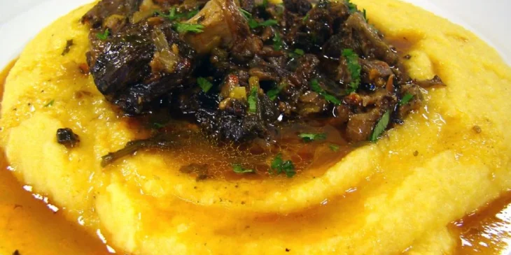 Rabada com polenta