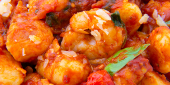 Nhoque de batata com molho de tomate