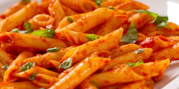 Penne ao molho de tomate caseiro melhor que os de restaurante