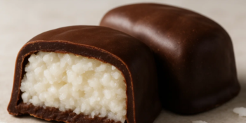 Prestígio fit: a versão saudável do bombom de coco com chocolate para matar a vontade de doce