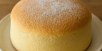 Bolo nuvem com apenas 2 ingredientes: faça uma sobremesa fofinha e rápida