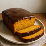 Como fazer bolo de cenoura simples e fofinho: receita fácil para iniciantes