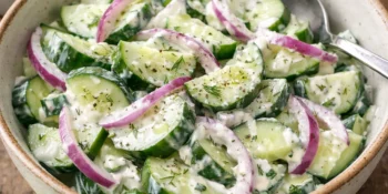 Salada perfeita e leve: a receita rápida que dispensa tomate e alface