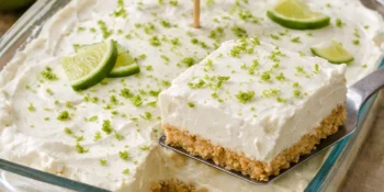 Torta de limão na travessa sem fogo: receita simples e irresistível