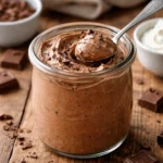 Mousse de chocolate fácil: receita sem ovo e sem açúcar que surpreende