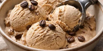 Sorvete de café caseiro: simples, gelado e cheio de sabor