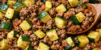 Abobrinha com carne moída fácil: o jantar saudável que virou favorito