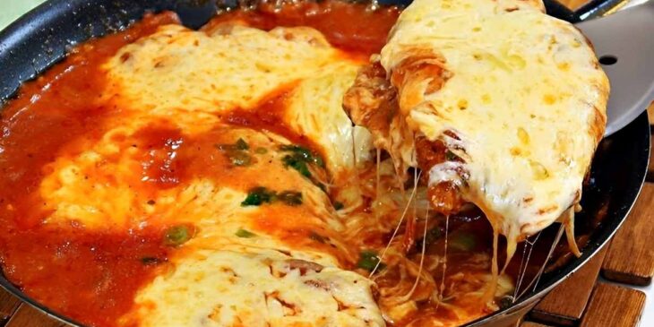 A melhor receitinha para o fim de semana: Frango à parmegiana em 45 minutos!