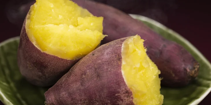 Pare de cozinhar a batata-doce na água; saiba o jeito certo de fazer!