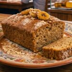 Bolo fit de banana e aveia no liquidificador com poucos pronto em 30 minutos